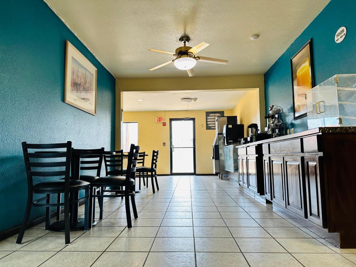 Rodeway Inn Winslow I-40 Экстерьер фото