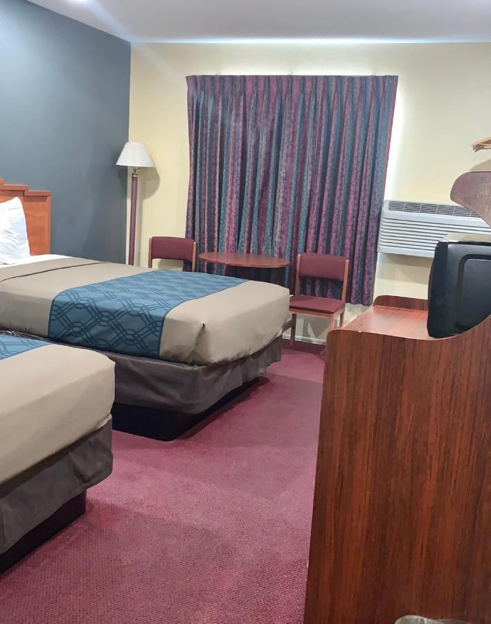 Rodeway Inn Winslow I-40 Экстерьер фото