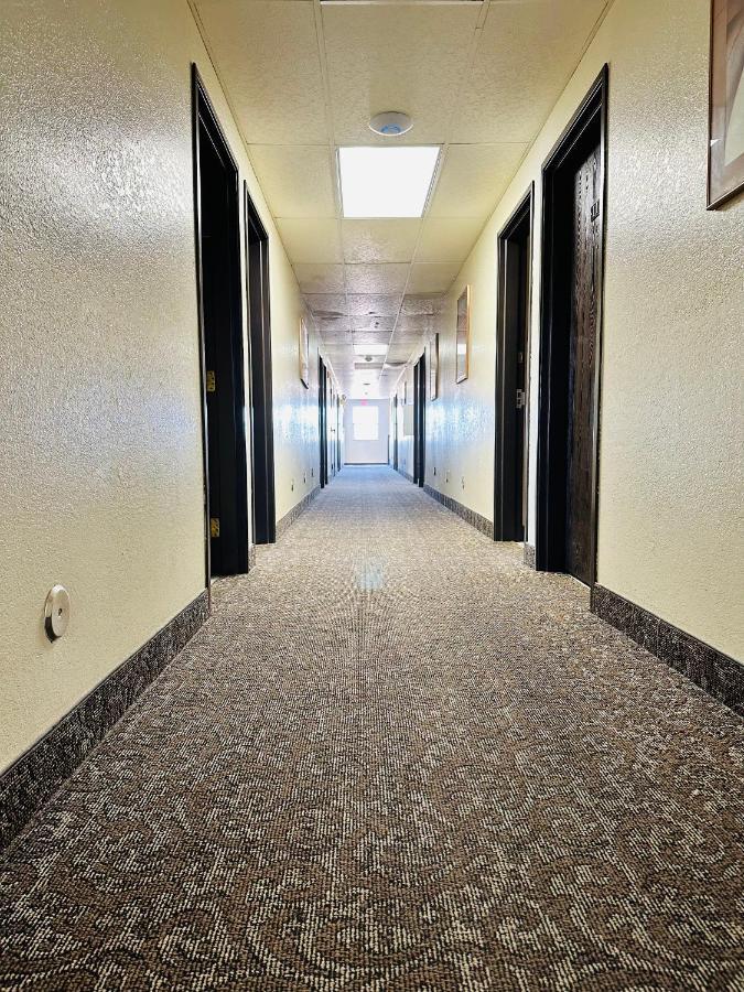 Rodeway Inn Winslow I-40 Экстерьер фото