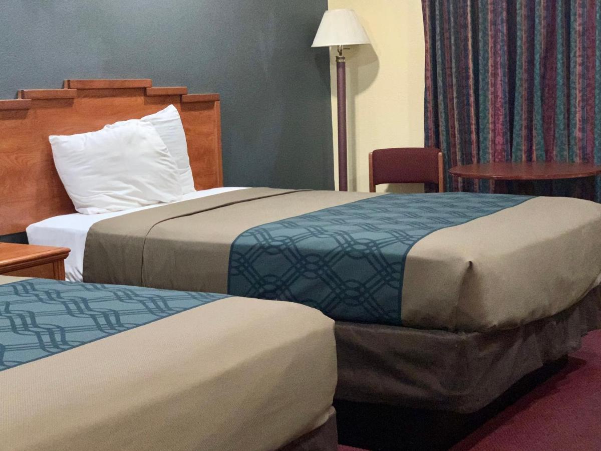Rodeway Inn Winslow I-40 Экстерьер фото