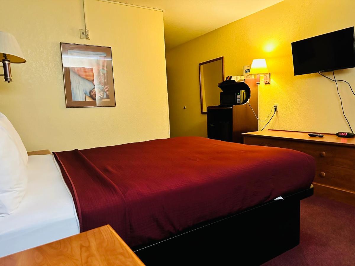Rodeway Inn Winslow I-40 Экстерьер фото