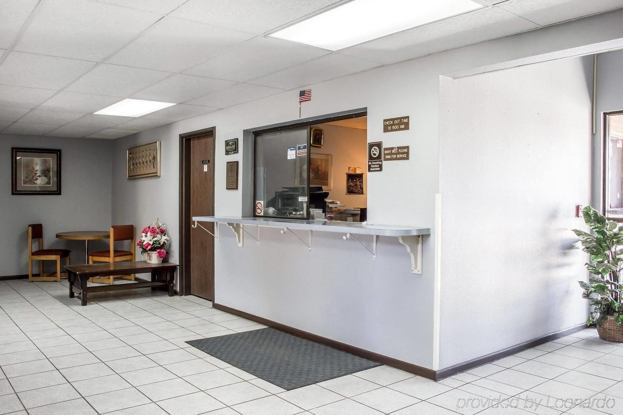 Rodeway Inn Winslow I-40 Экстерьер фото