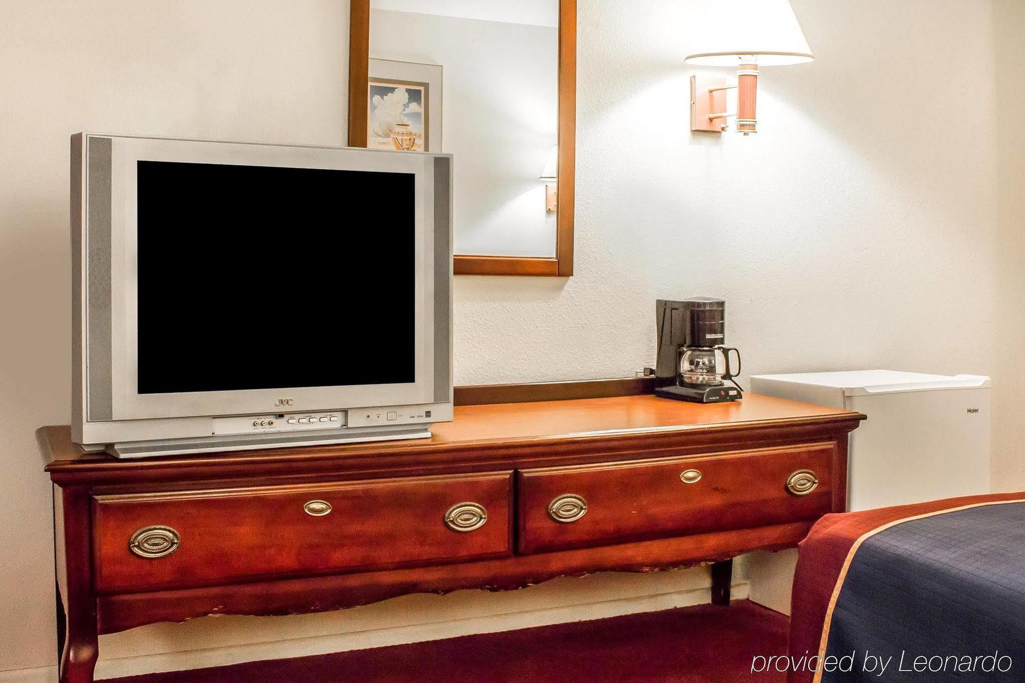 Rodeway Inn Winslow I-40 Экстерьер фото