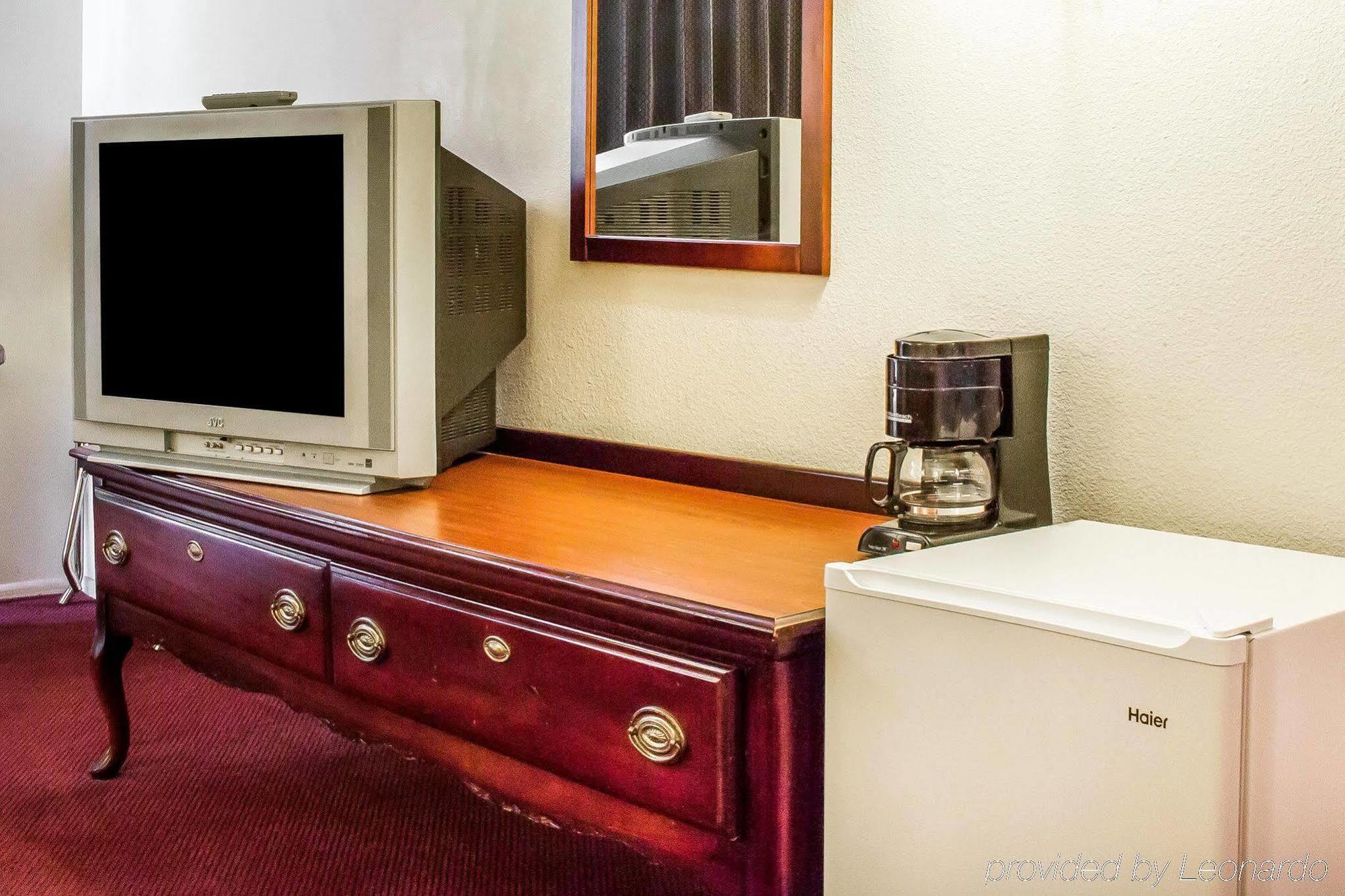 Rodeway Inn Winslow I-40 Экстерьер фото