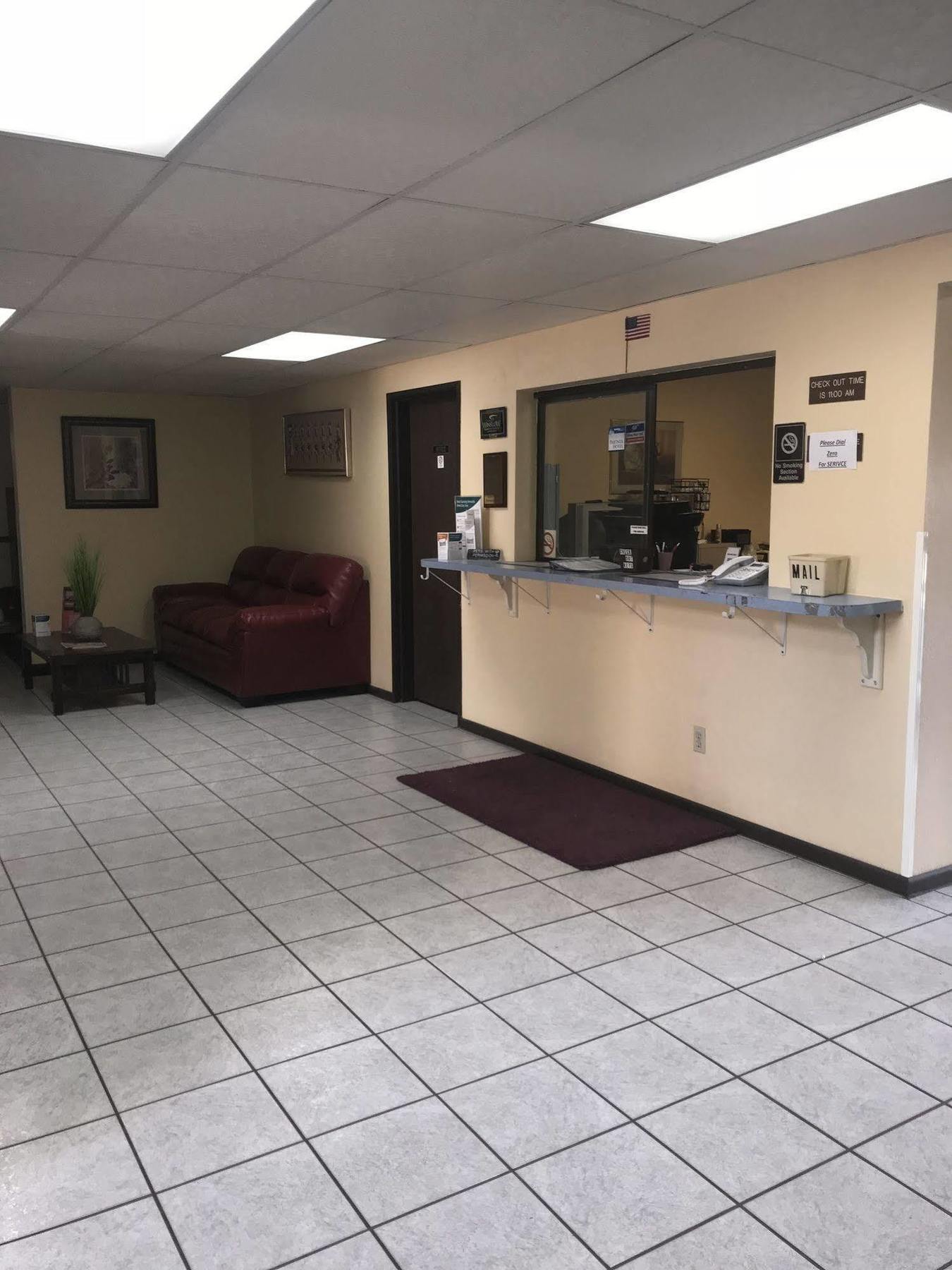 Rodeway Inn Winslow I-40 Экстерьер фото